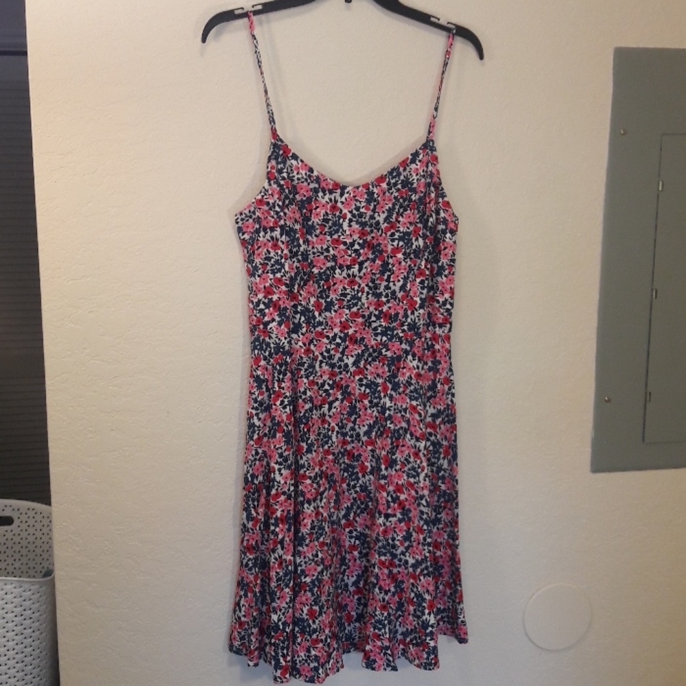 NEW Old Navy Floral Print Swing Dress